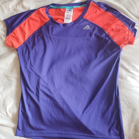 Adidas top - Picture 3 of 4